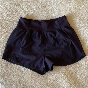 Lululemon Lean In Shorts